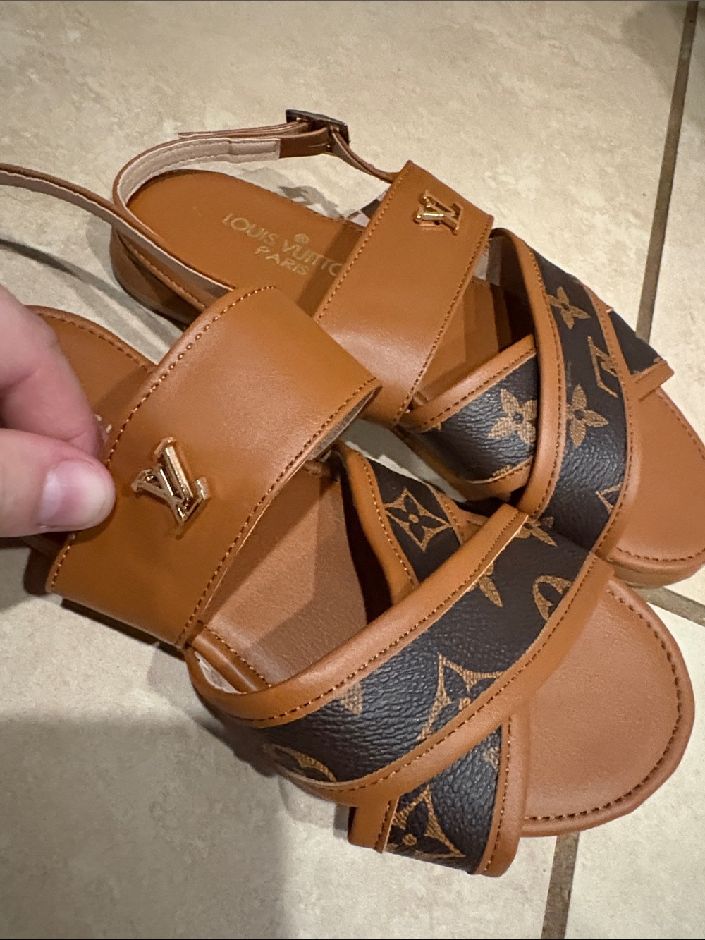 Sandals - Picture 6 of 7
